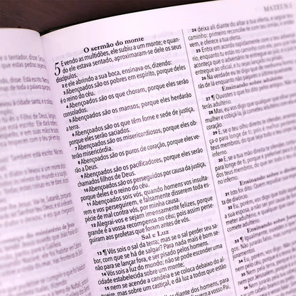 Bíblia King James 1611 | Fiel | Ultrafina Preta