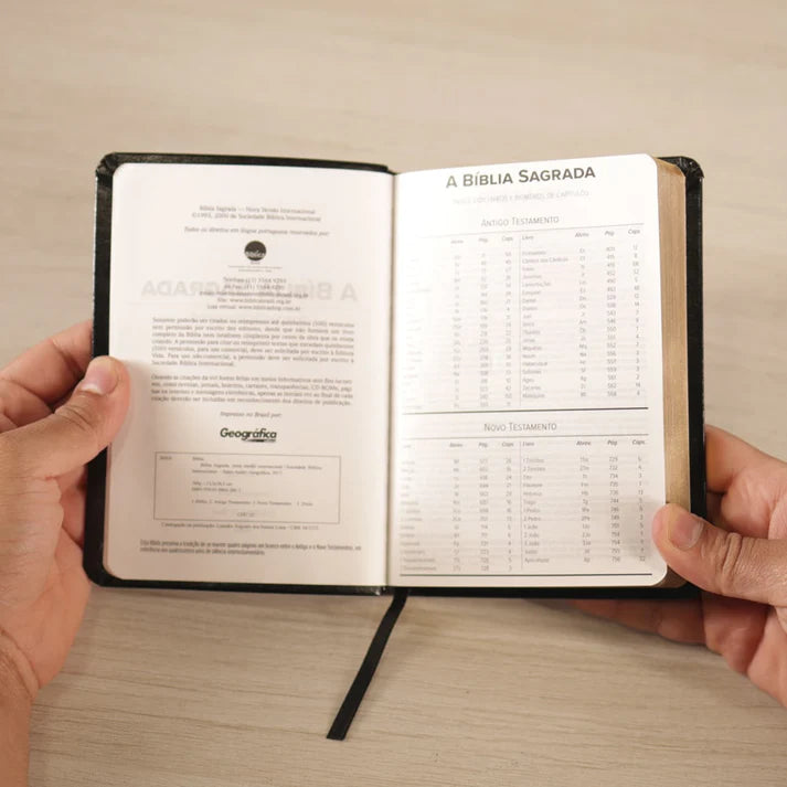 Bíblia Slim Compacta NVI - Capa Preta