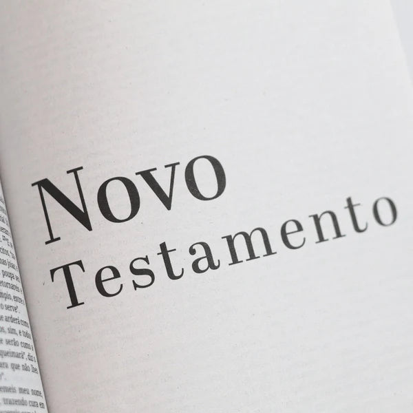 Bíblia Sagrada King James Clássica Flores | Letra Normal | Capa Brochura