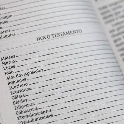 Bíblia Sagrada King James Clássica Flores | Letra Normal | Capa Brochura