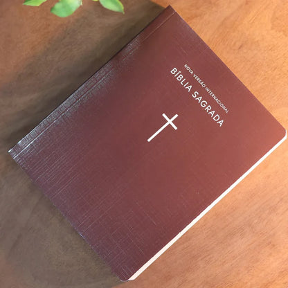 Bíblia Sagrada NVI | Capa Brochura Cruz Marrom