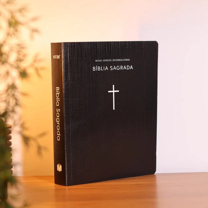 Bíblia Sagrada NVI | Capa Brochura Cruz Preta